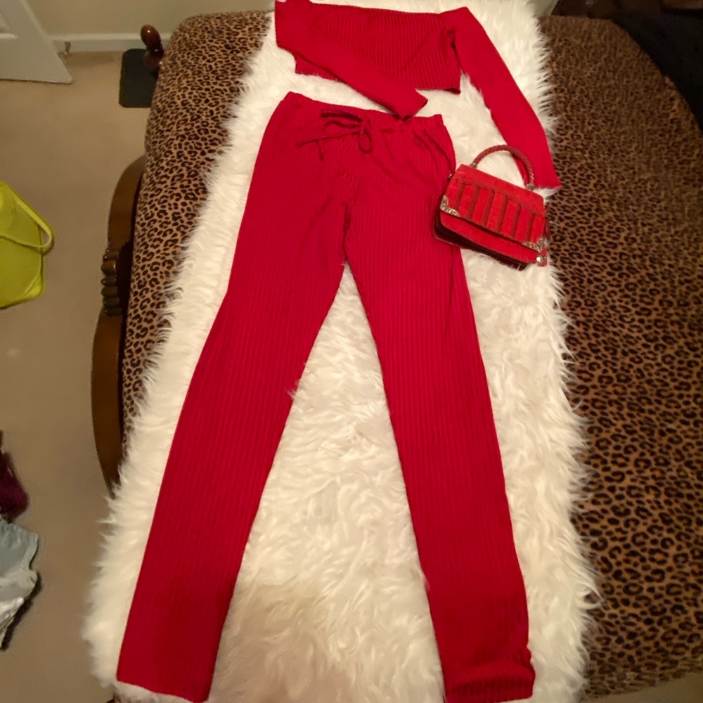 Two piece off shoulder and pants